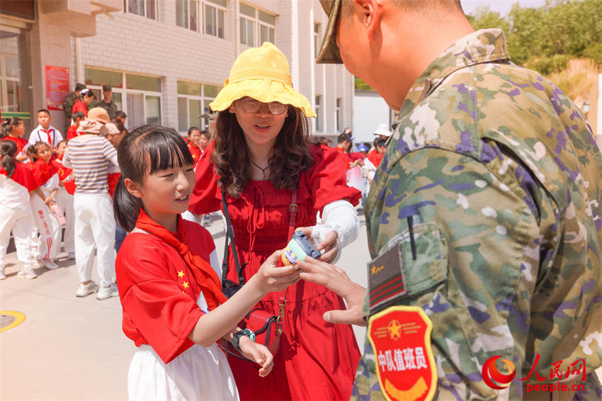 ѧ��Ϊ�ٱ������ֹ����