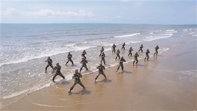 �ٱ��ڰ�̲�Ͻ���ذ�ײ�ѵ����κ������