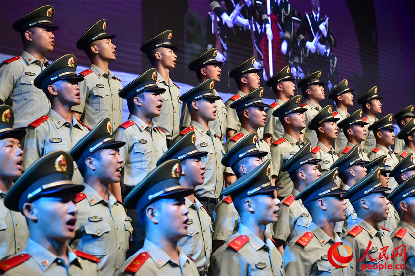 ս��������