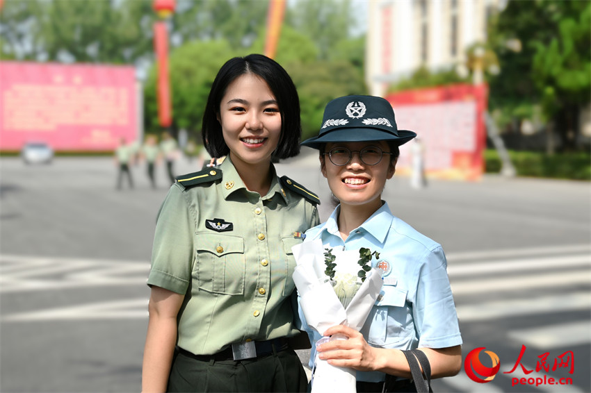 ½�����̴�ѧѧԱ���Ա��Ӱ��¥������