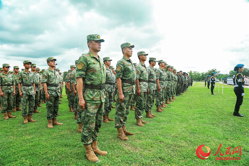 �μ��ж��Ķ���ٱ������жӡ�