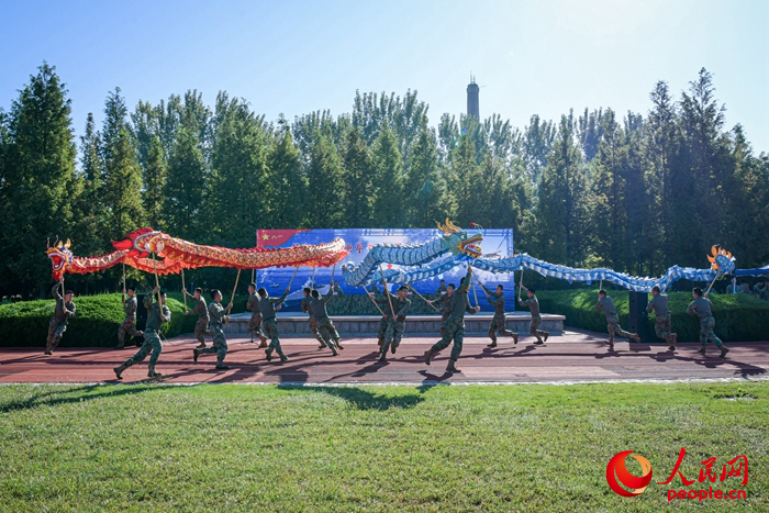 ����ս���������ձ�ĳ��վ�����조ǿ�����������˶���Ӳ�˿�����2��