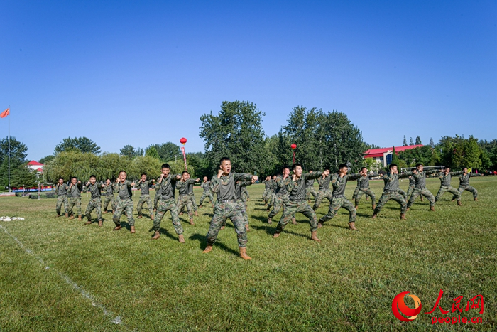 ����ս���������ձ�ĳ��վ�����조ǿ�����������˶���Ӳ�˿�����3��