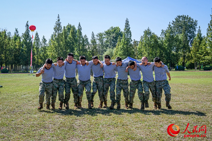 ����ս���������ձ�ĳ��վ�����조ǿ�����������˶���Ӳ�˿�����4��