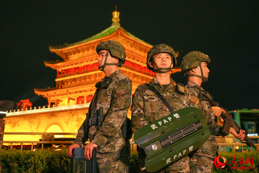 ִ�ڹٱ���ҹ�ػ�פ�ذ��ȡ�