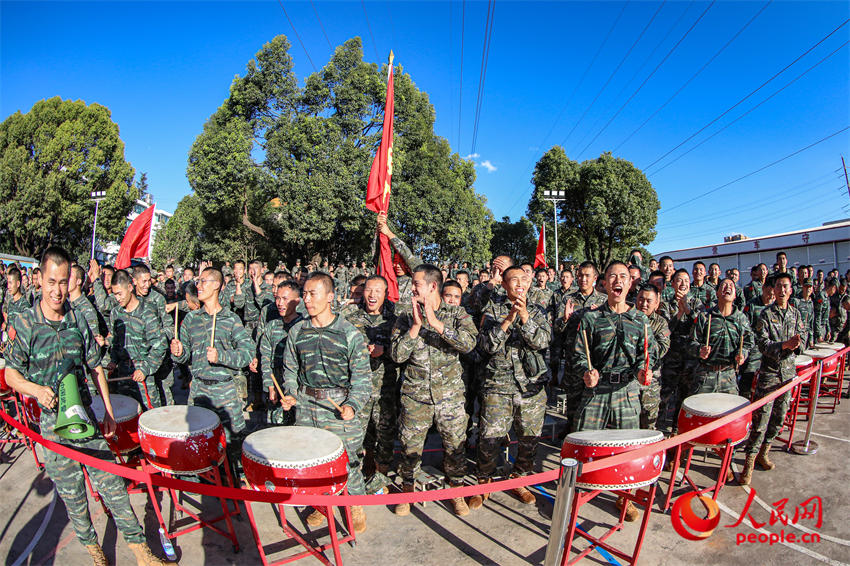 �ٱ����ź�������