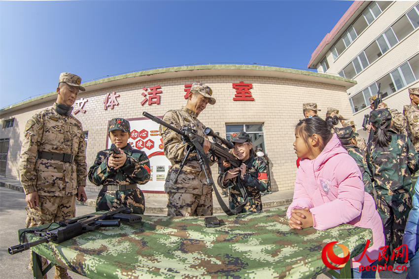 �ι�����װ����