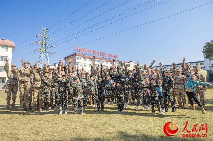 �ٱ��롰���ޡ���Ӱ��