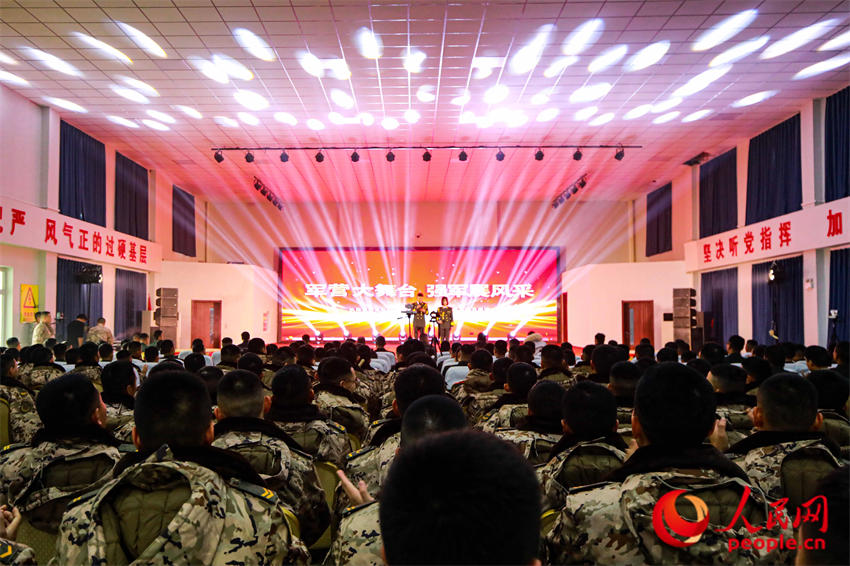 �ݳ��ֳ���