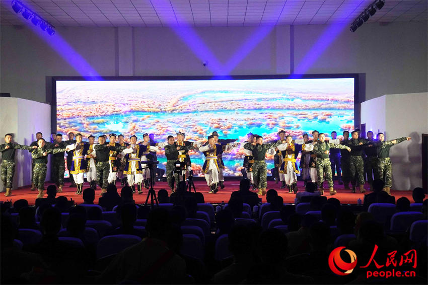 �����½���ɫ�赸��������������