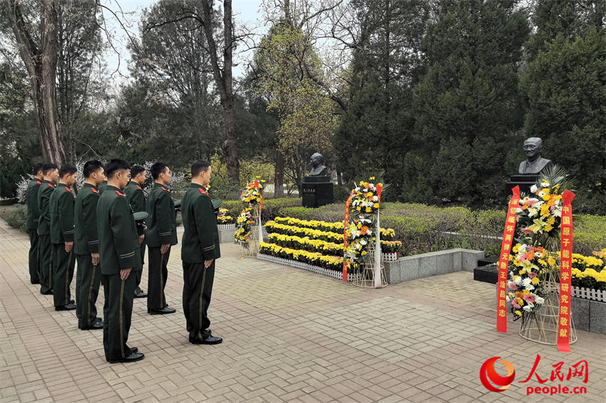 Ĭ���¾���