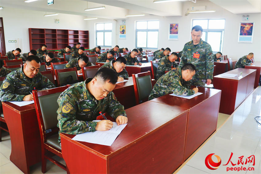 ��ѵ�ӶԲ�ѵѧԱӦ֪Ӧ�����ۿ��ˡ�