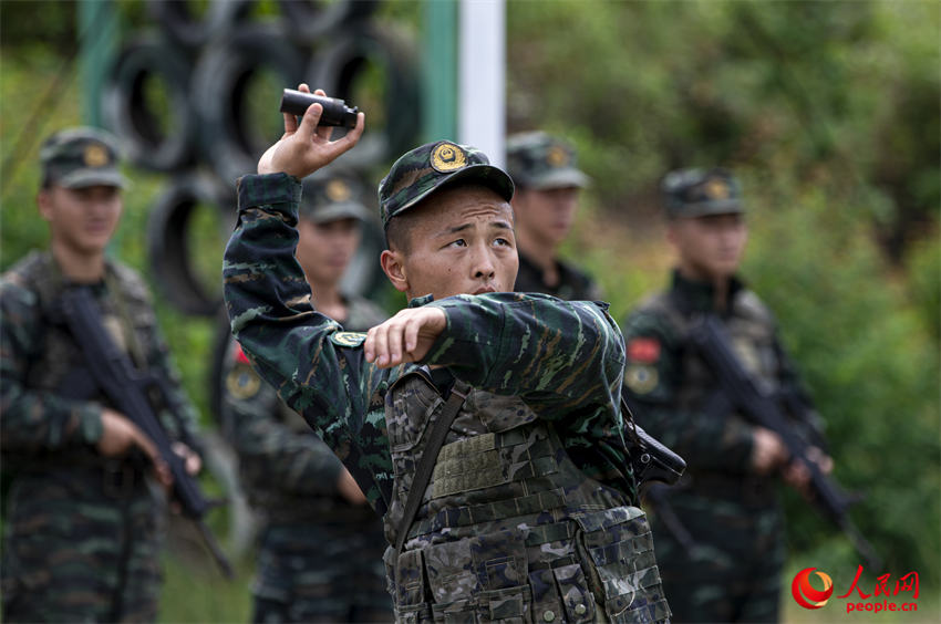 ��������Ͷ�����ˡ�