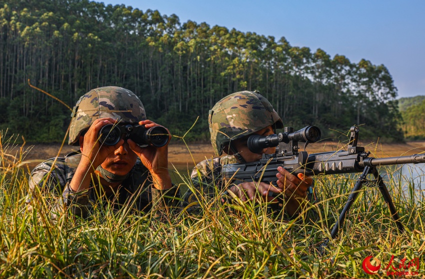 进行潜伏侦察。