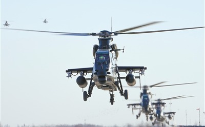 1月4日，陆军某旅组织新年度飞行训练。 陈 凯摄