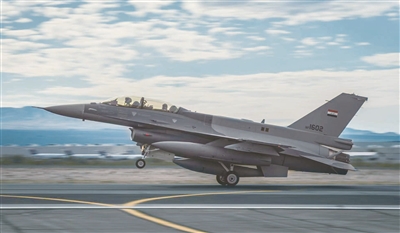 &nbsp;�����˿վ�װ����˫����F-16IQս������