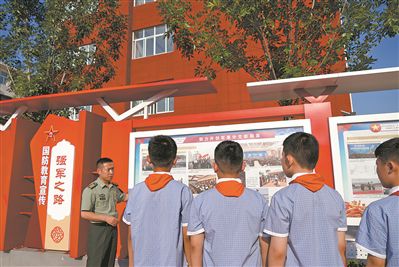 ��ѧ��������ս�����ι�����ѡ�ɸɲ�ΪԮ���ġ���һ����ѧУ��ѧ�����ڹ���֪ʶ����������