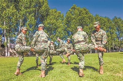 ͼ�ڣ�ѵ����϶�����ӿ�չȤζ�����С����