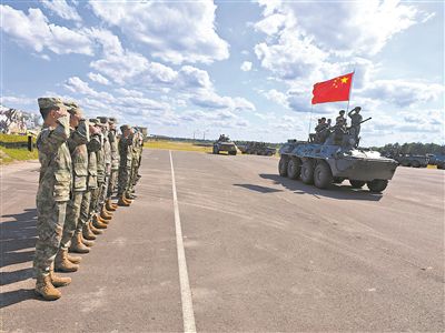 ��ͼ����Ļʽ�ϣ��а�˫��ս��ʻ����ϯ̨����ͬ���ܼ��ġ���������